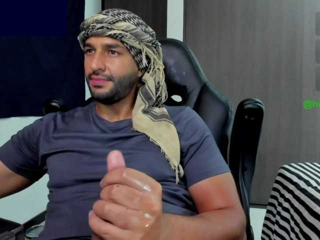 Handsoman11
