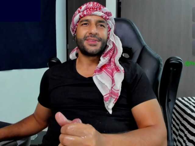 Handsoman11