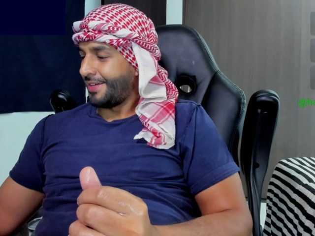 Handsoman11