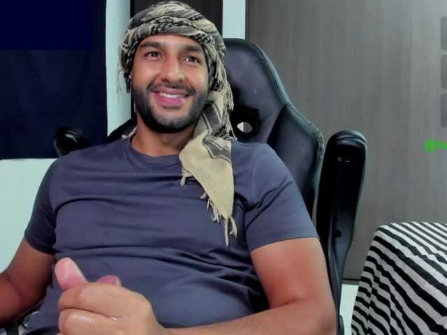 Handsoman11