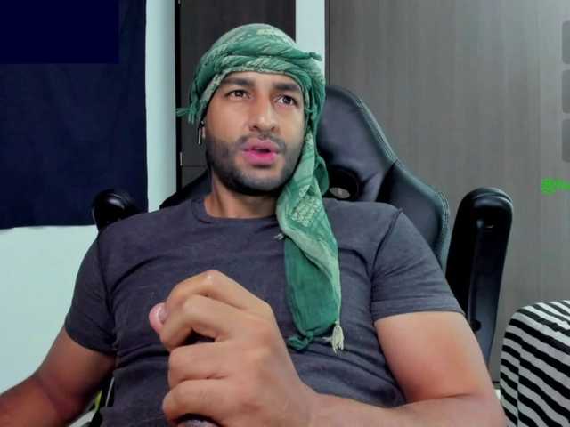 Handsoman11