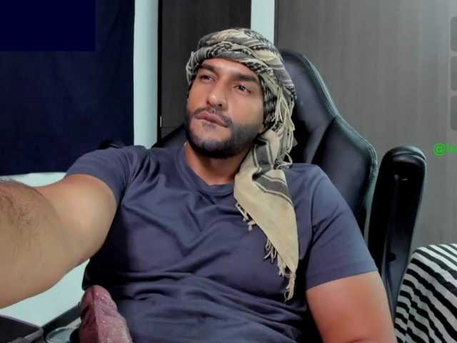 Handsoman11