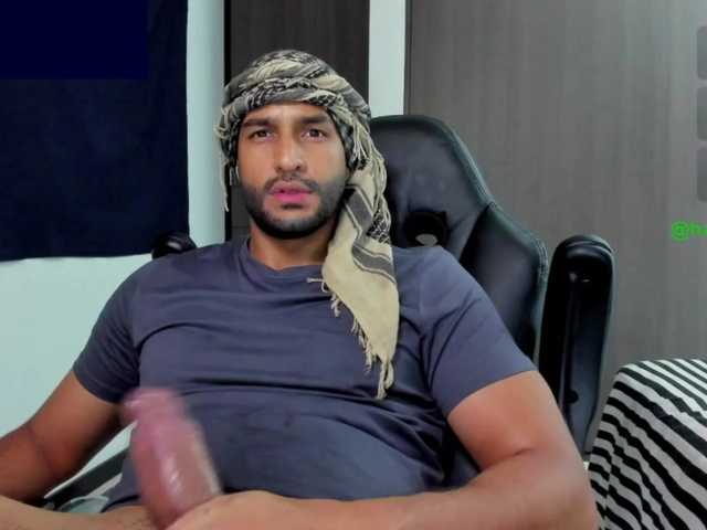 Handsoman11