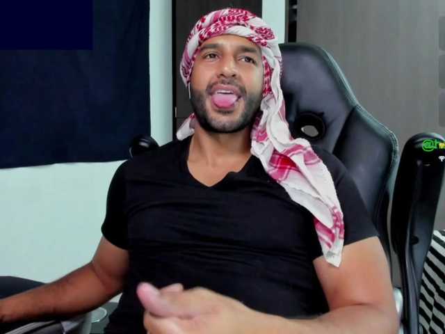 Handsoman11 live cam
