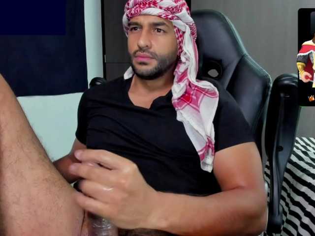 Handsoman11 live webcam show