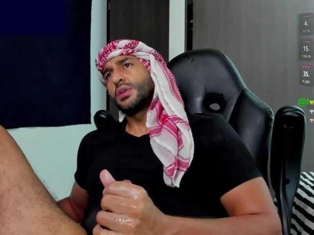 Handsoman11 live cam