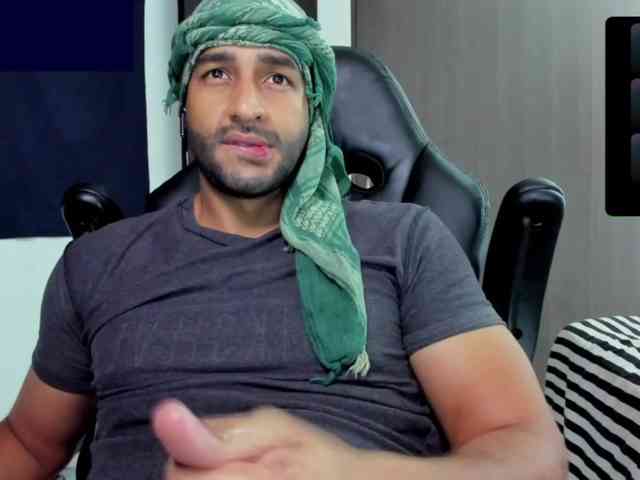 Handsoman11 Sex Cam Show