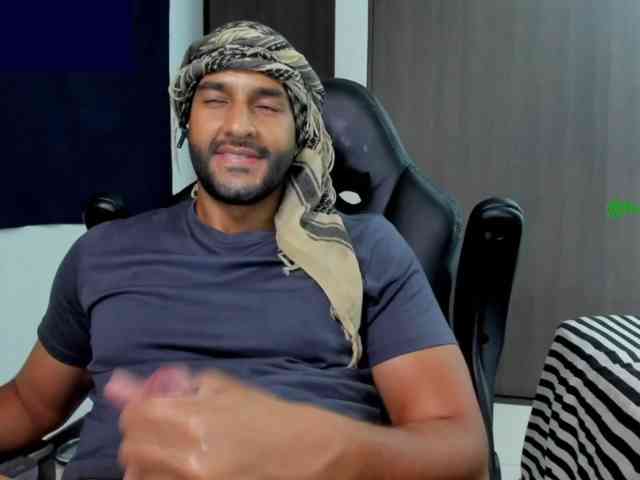 Handsoman11