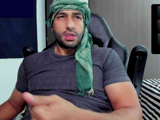 Handsoman11 Sex Cam Show