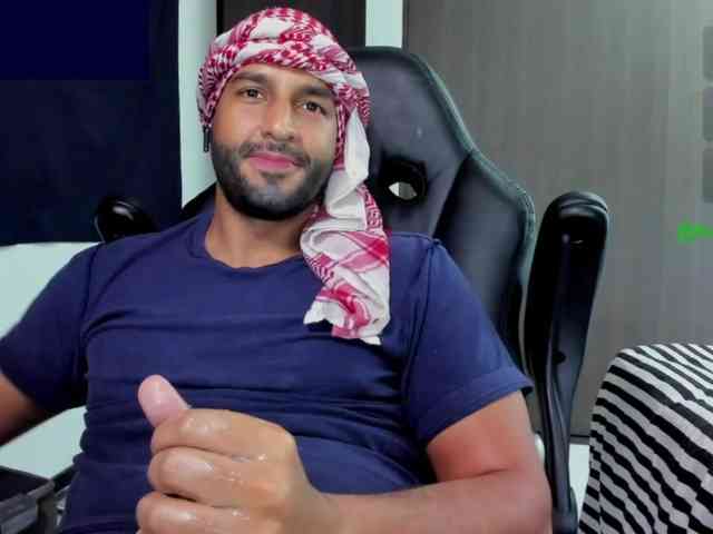 Handsoman11
