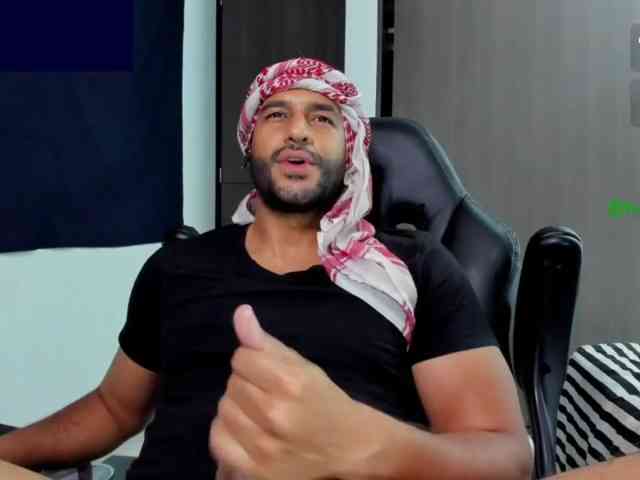 Handsoman11