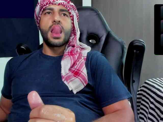 Handsoman11 Sex Cam Show
