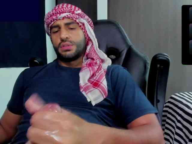 Handsoman11 Sex Cam Show