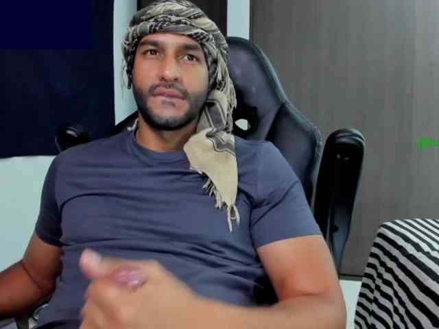 Handsoman11