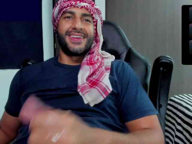 Handsoman11 Sex Cam Show