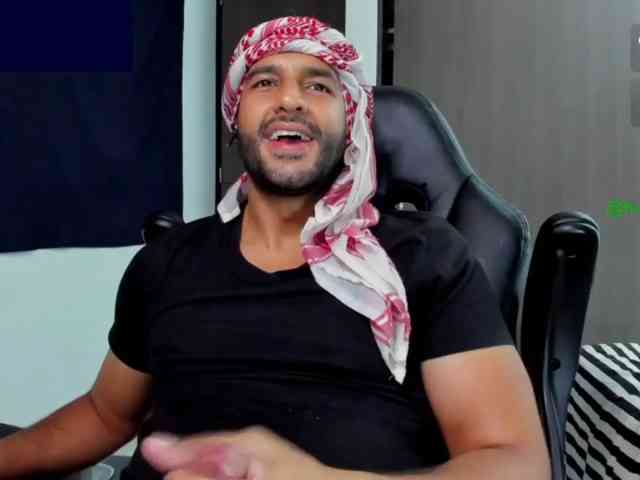 Handsoman11