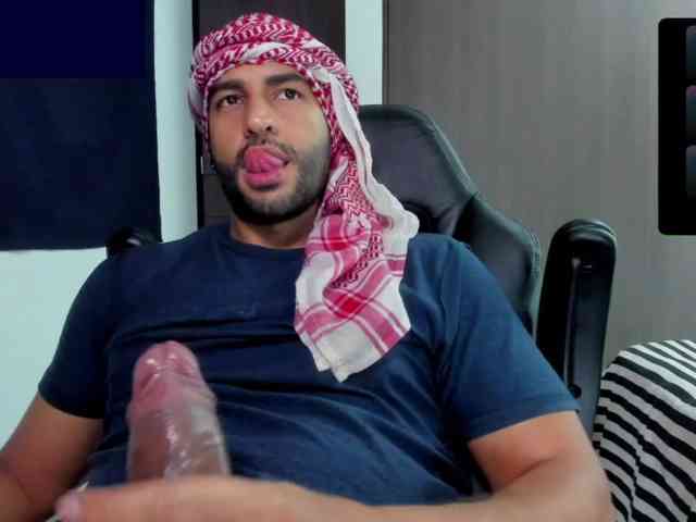 Handsoman11 Sex Cam Show