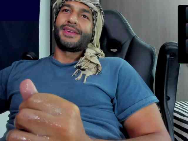 Handsoman11 Sex Cam Show