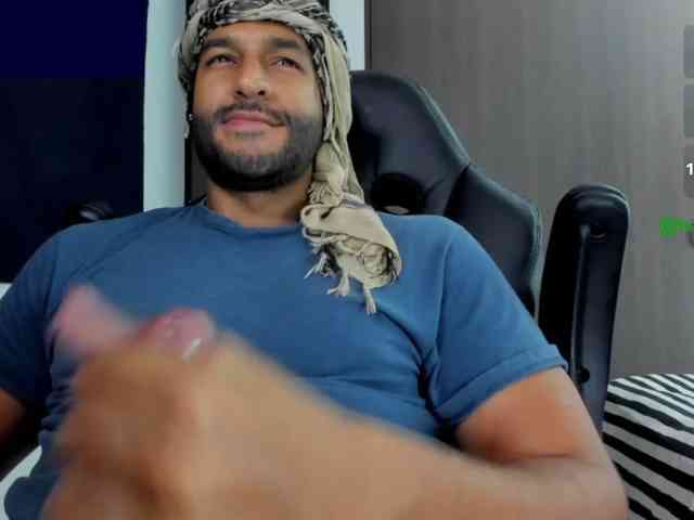 Handsoman11 Handsoman11