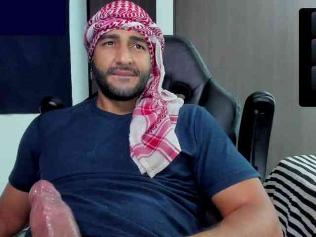 Handsoman11 Sex Cam Show