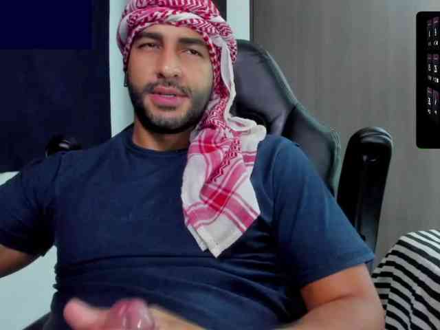 Handsoman11 Sex Cam Show