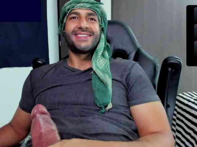 Handsoman11 Sex Cam Show
