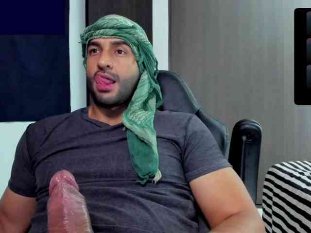 Handsoman11 Handsoman11