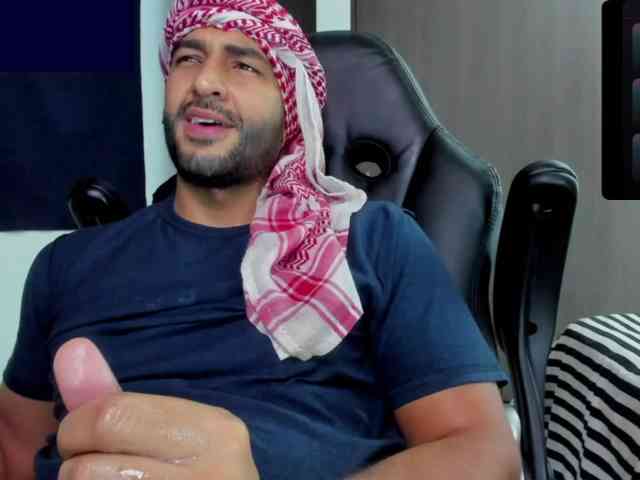 Handsoman11 Handsoman11