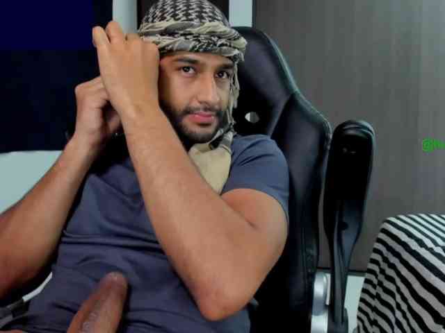 Handsoman11