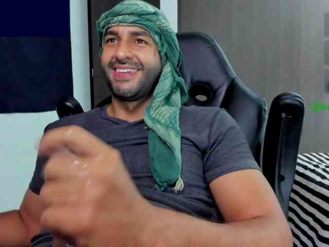 Handsoman11