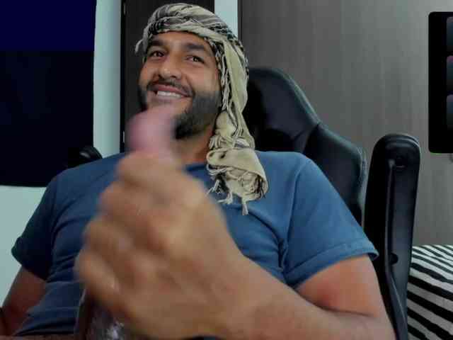 Handsoman11 Sex Cam Show