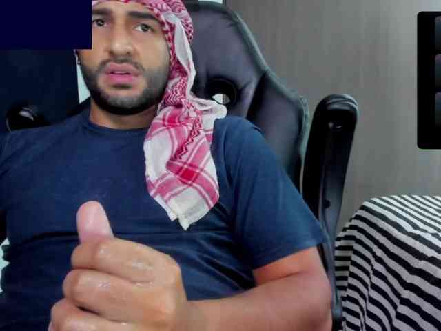 Handsoman11 Sex Cam Show