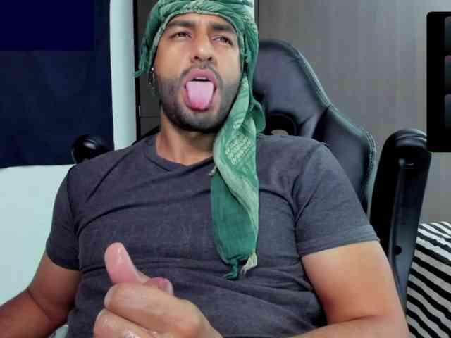 Handsoman11 Handsoman11