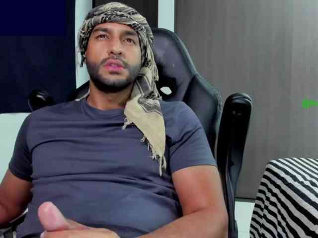 Handsoman11