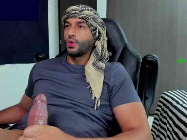 Handsoman11 Handsoman11