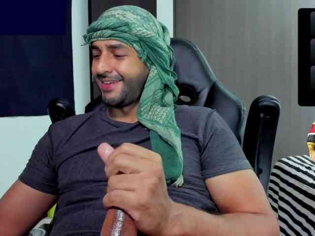 Handsoman11 Handsoman11