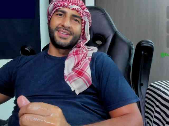Handsoman11