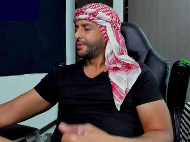 Handsoman11
