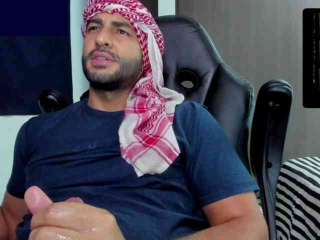 Handsoman11 Sex Cam Show
