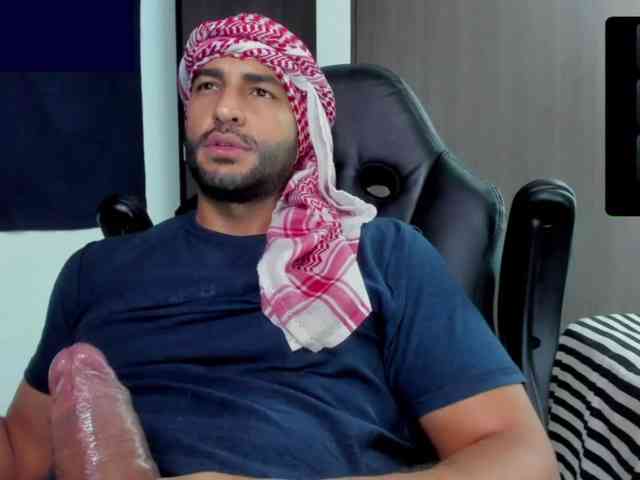Handsoman11 Sex Cam Show