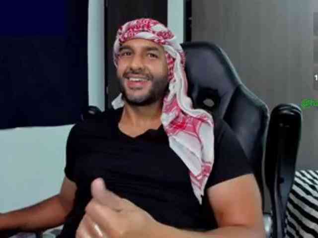 Handsoman11 Handsoman11