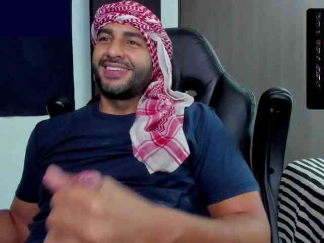 Handsoman11 Handsoman11
