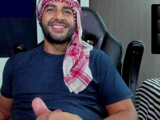 Handsoman11 Sex Cam Show