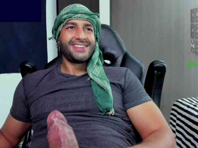 Handsoman11
