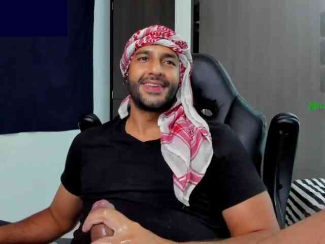 Handsoman11