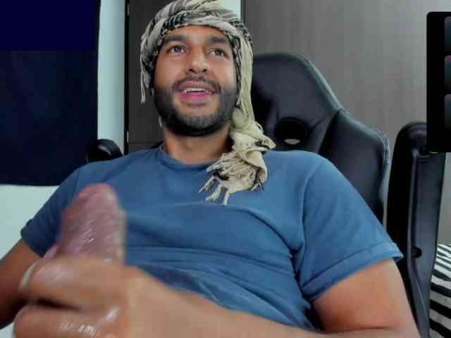 Handsoman11 Sex Cam Show