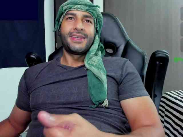 Handsoman11 Handsoman11