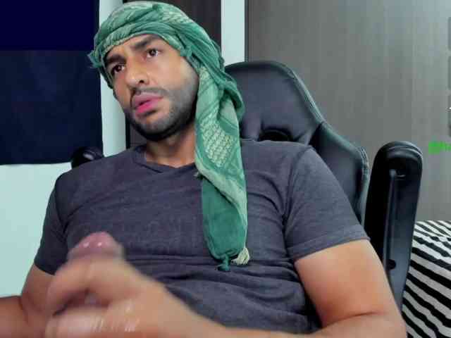 Handsoman11
