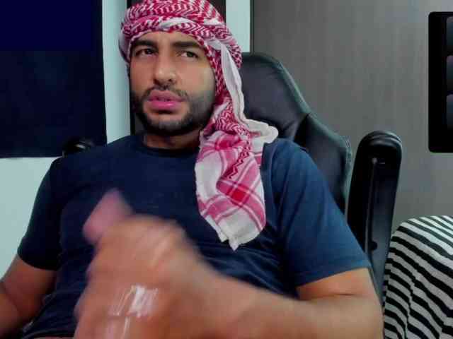 Handsoman11 Handsoman11