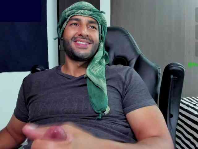 Handsoman11